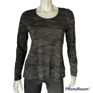 Shambhala Long Sleeve Camo T-shirt Size M